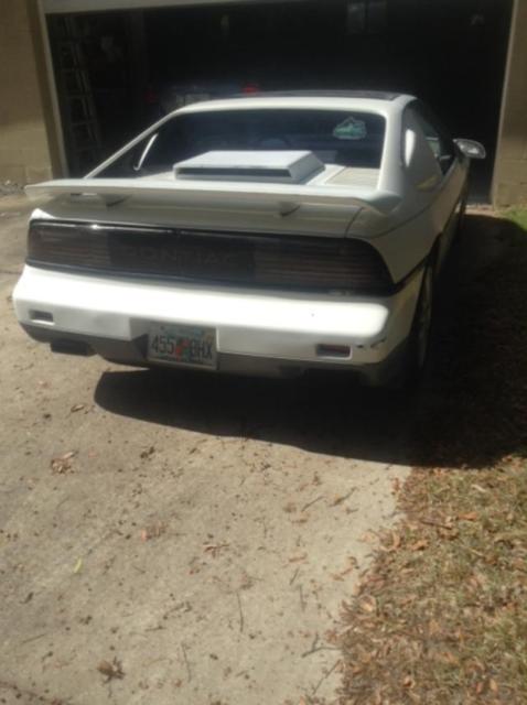 1987 Pontiac Fiero - photo 6
