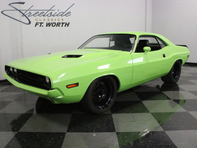 AMAZING FRESH BUILD! 6.4 LITER EFI HEMI V8, 6 SPEED MANUAL, LONG SPEC LIST, WOW! 1970 Dodge Challenger
