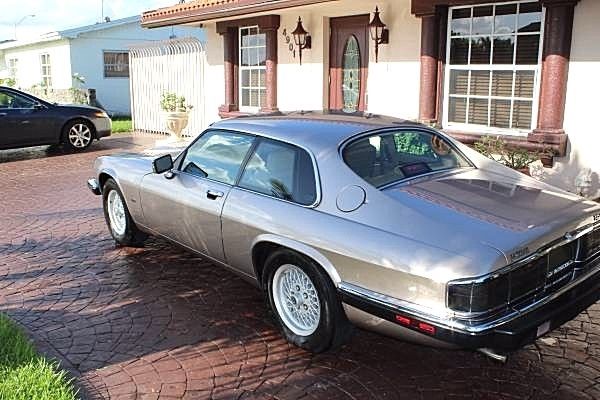 1992 Jaguar XJS V-12 COUPE 35,000 MILES! - photo 4