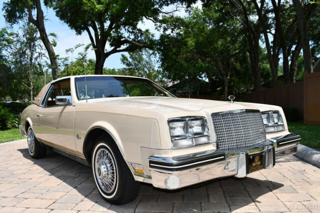 Amazing Original 1982 Buick Riviera 5L V8 Automatic Coupe 53,328 Actual Miles 1982 Buick Riviera Leather Documented Fully Loaded Amazing Time Capsule