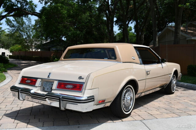 1982 Buick Riviera Leather Documented Fully Loaded Amazing Time Capsule - photo 5
