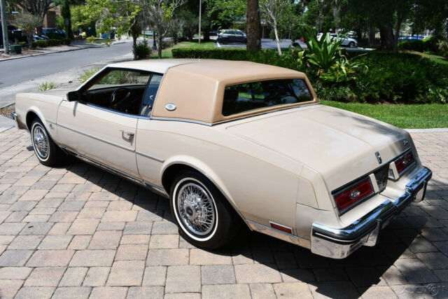 1982 Buick Riviera Leather Documented Fully Loaded Amazing Time Capsule - photo 6