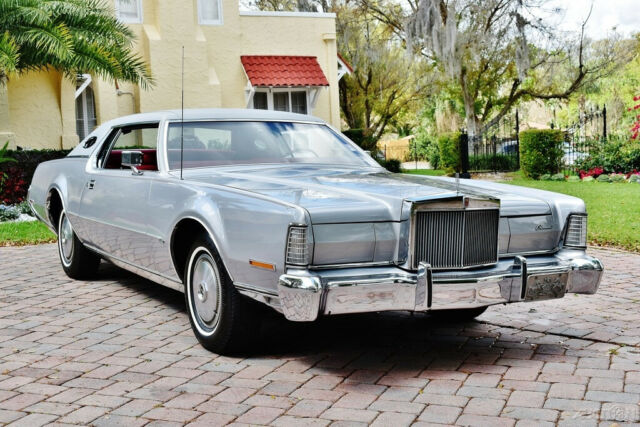 1973 Lincoln Mark IV Amazing w/ 24k Actual Miles, 460 ci, Fully Loaded - photo 2