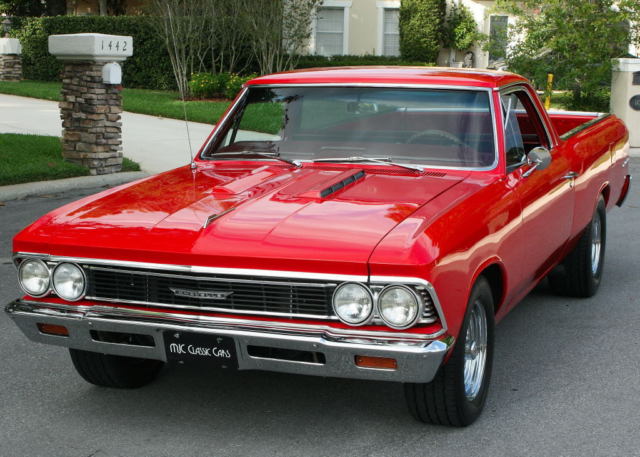 1966 Chevrolet El Camino RESTOMOD - 454 V-8 - A/C - 4K MI