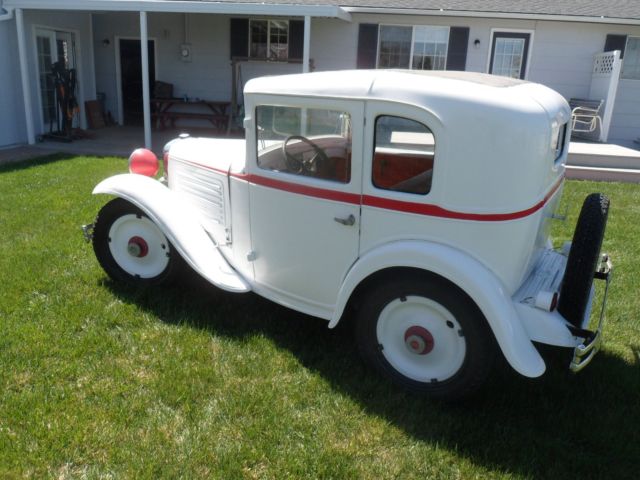 1930 Austin coupe
