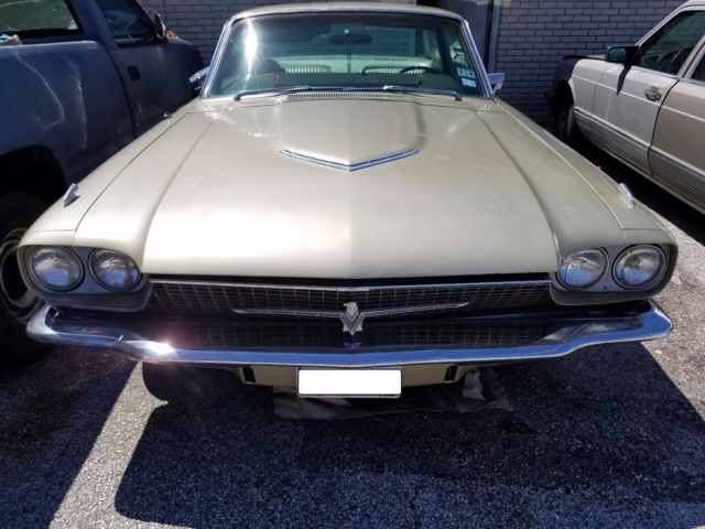 American Classic 1966 Ford Thunderbird 1966 Ford Thunderbird