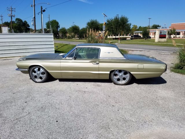 1966 Ford Thunderbird - photo 10