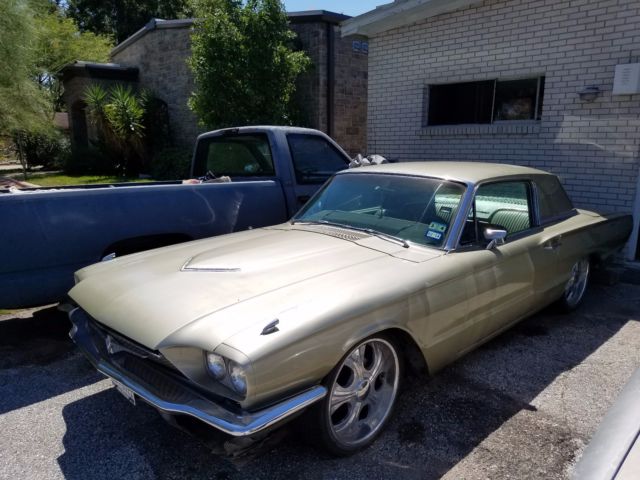 1966 Ford Thunderbird - photo 2