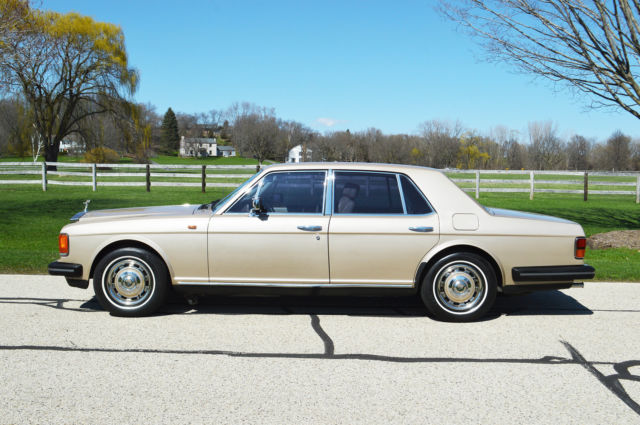 1982 Rolls-Royce Silver Spirit/Spur/Dawn 4 door sedan - photo 12