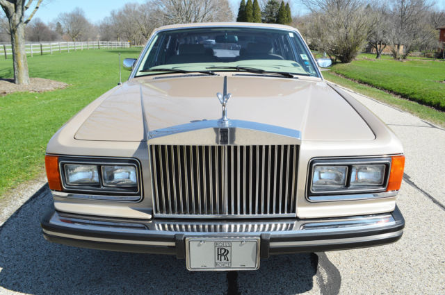 1982 Rolls-Royce Silver Spirit/Spur/Dawn 4 door sedan - photo 3