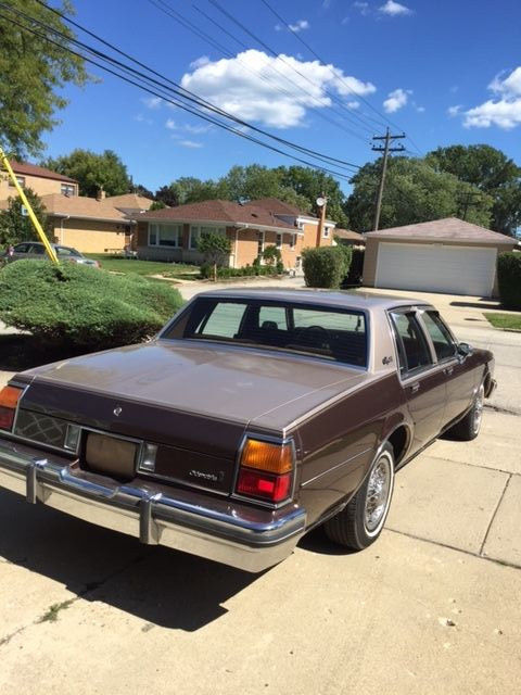 1984 Oldsmobile Eighty-Eight Royal Brougham - photo 3