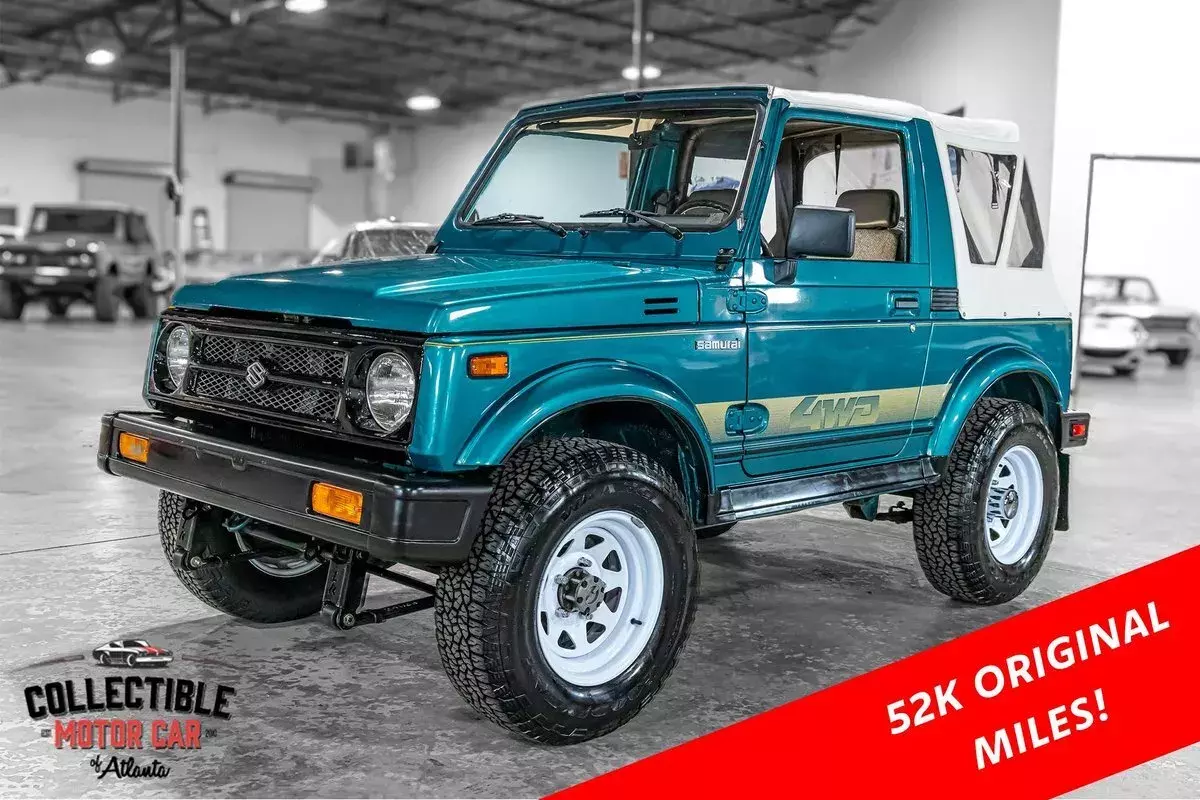 An extremely well-kept and low mileage Suzuki Samurai, a piece of history! 1987 Suzuki Samurai