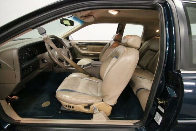 1992 Mercury Cougar 25th Anniversary - photo 5
