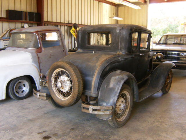 1931 Ford Model A Rumble seat coupe - photo 4