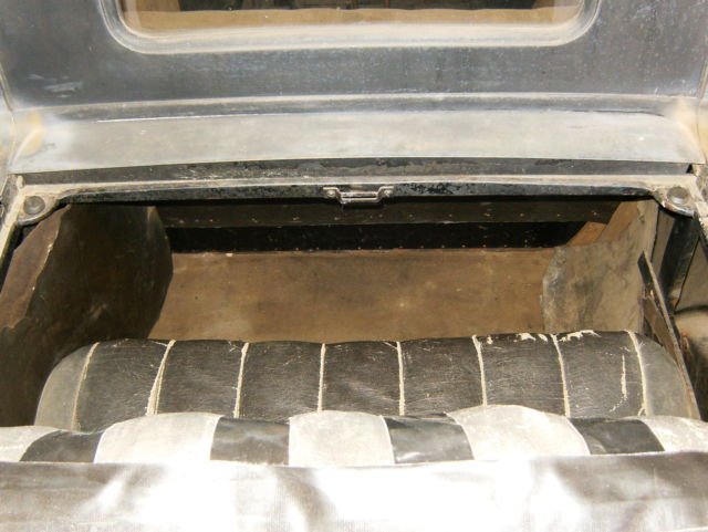 1931 Ford Model A Rumble seat coupe - photo 8