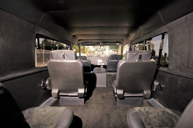 1985 Land Rover Defender 110 - photo 9