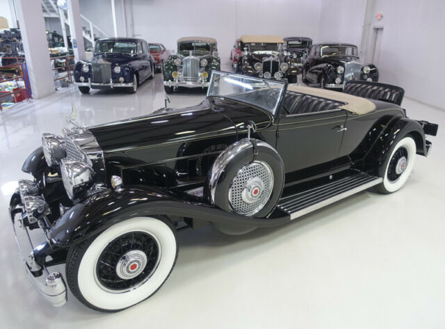 1932 Packard Deluxe Eight Roadster Coupe - photo 6