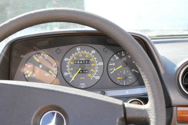 1984 Mercedes-Benz 300-Series 2 Door coupe - photo 3