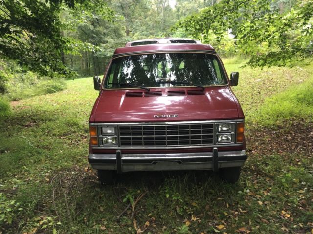 1985 Dodge Ram Van - photo 6