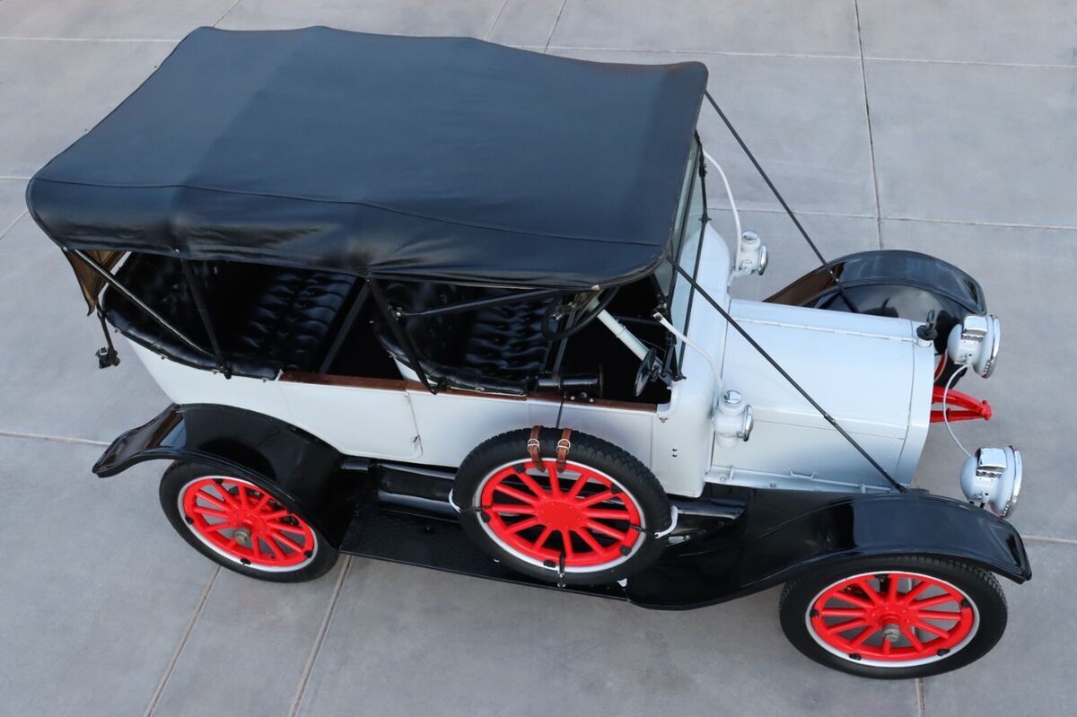 1913 Studebaker Model 25 - Ford T style nice as a Cadillac or Packard Barn Find - photo 6