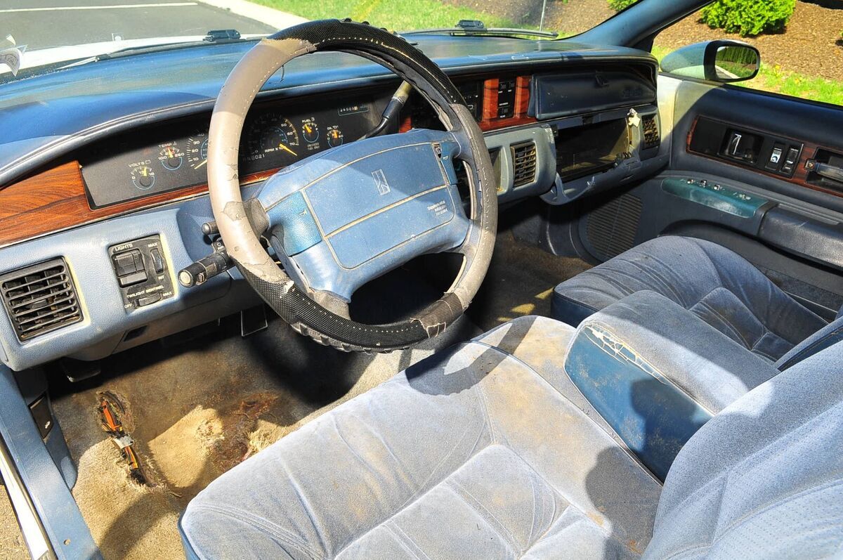 1991 Oldsmobile Custom Cruiser - photo 7