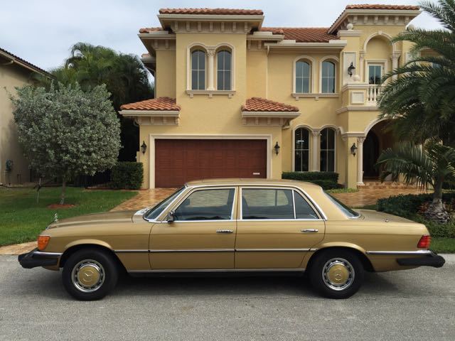 Antique Mercedes 450SEL One Owner Well Maintained Garage Kept Collector's Item 1975 Mercedes-Benz 400-Series 450SEL W116