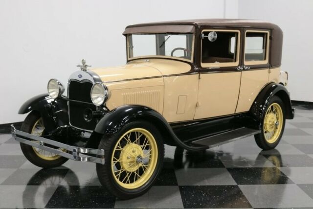 1928 Ford Model A Sedan - photo 6