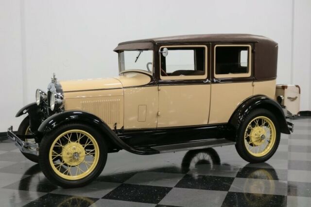 1928 Ford Model A Sedan - photo 7
