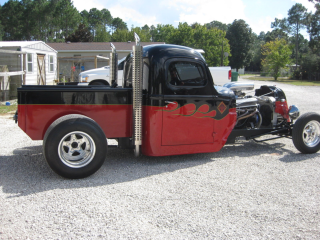 1947 International Harvester Hot Rod Red & Black with Flame Job - photo 4