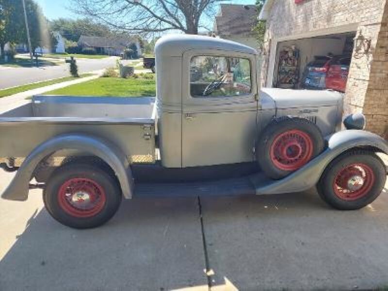 1935 International Harvester 1/2 Ton Pickup - photo 3