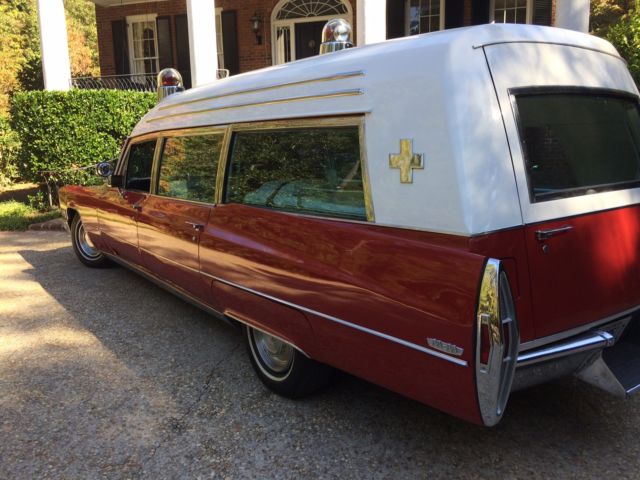 1968 Cadillac Ambulance M&M hightop - photo 7