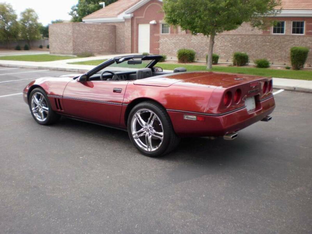 1987 Chevrolet Corvette Base 2dr Convertible - photo 5