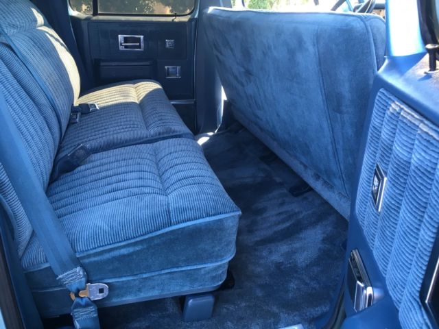 1990 GMC Suburban SLE - photo 8