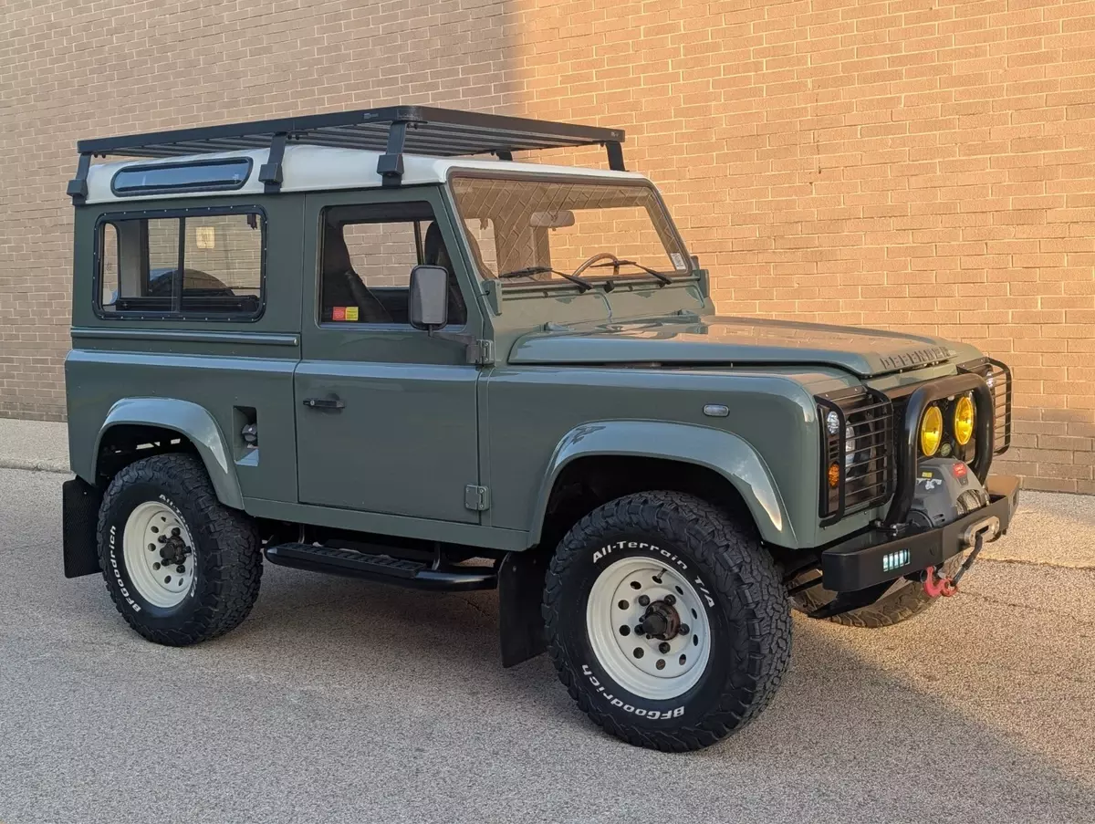 Arkonik 1992 Land Rover Defender 90 200TDi 5-Speed 1992 Land Rover Defender ARKONIK RESTORATION