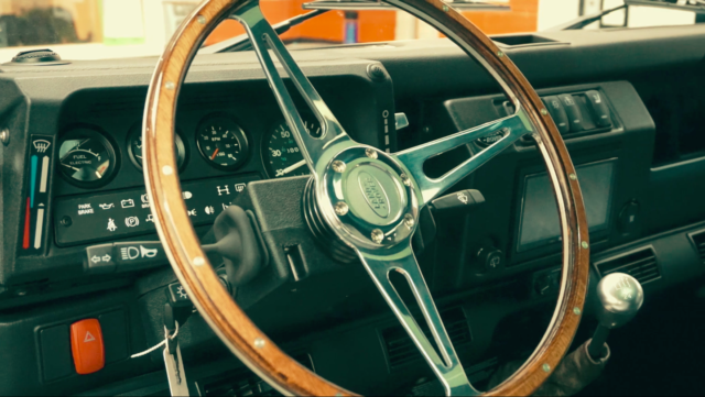 1985 Land Rover Defender Arkonik Built 110 - Frame-off restored / 850 Miles - photo 9