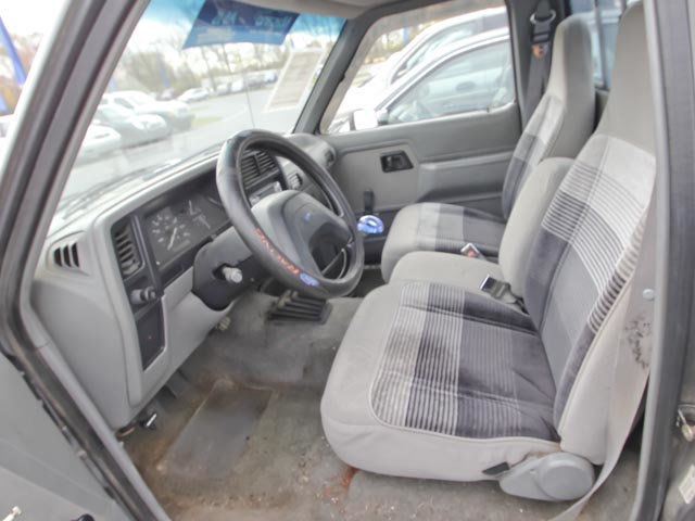 1992 Ford Ranger Styleside - photo 2