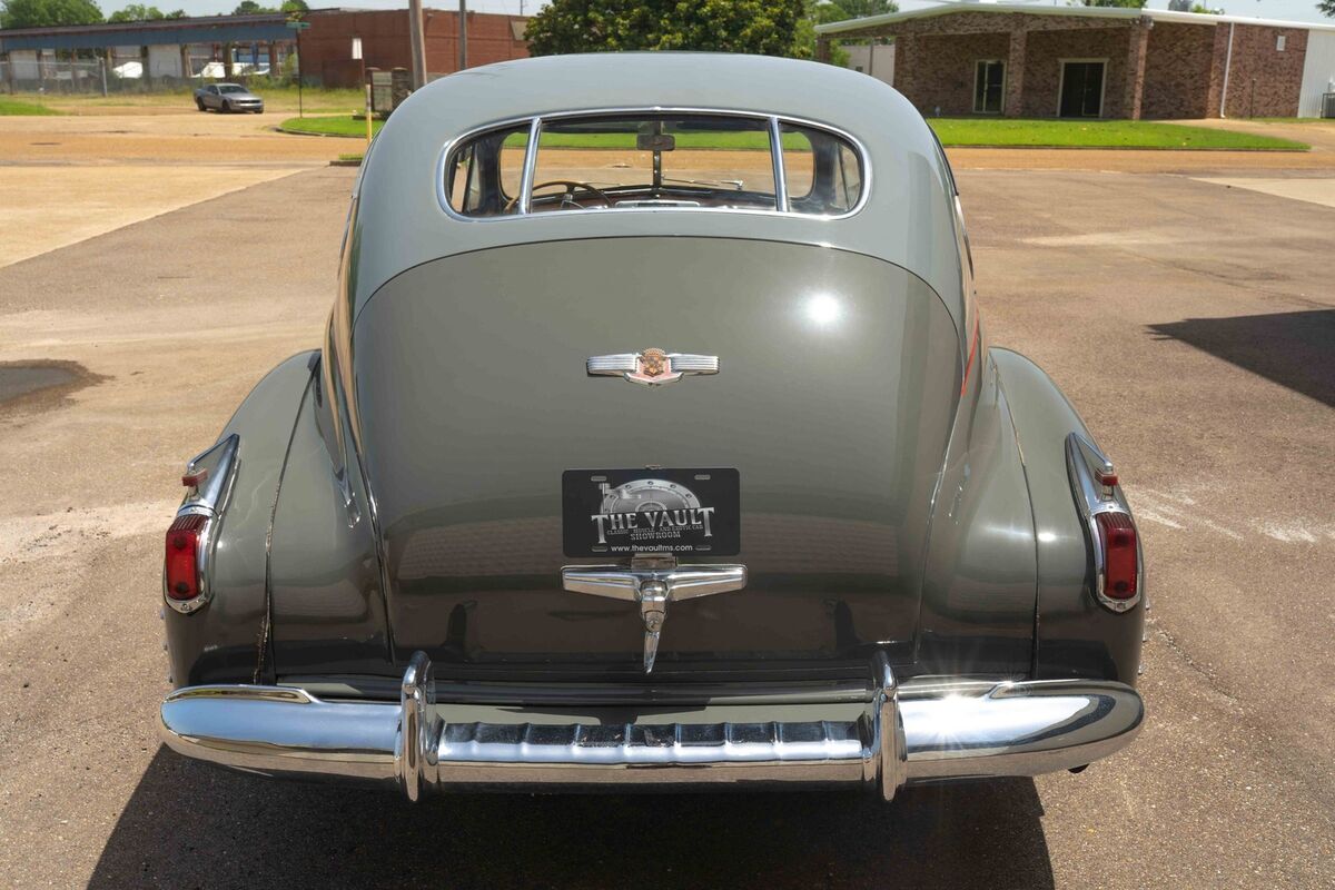 1941 Cadillac Series 61 - photo 3