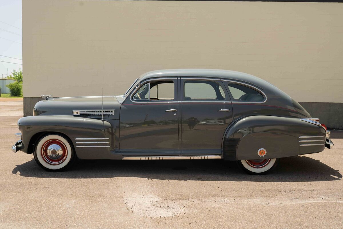1941 Cadillac Series 61 - photo 7
