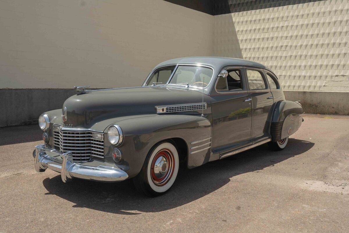 1941 Cadillac Series 61 - photo 8