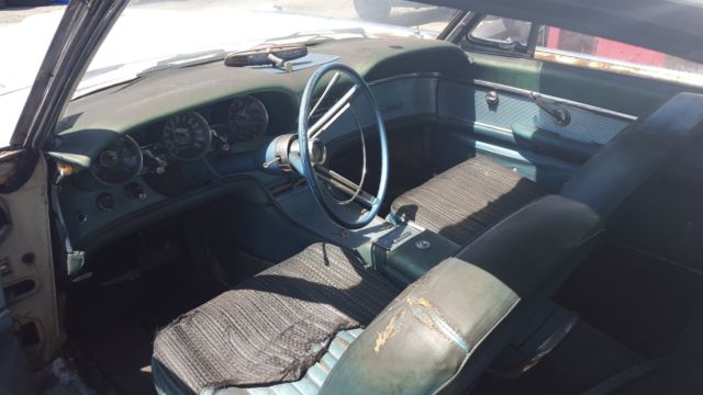 1961 Ford Thunderbird Coupe - photo 2