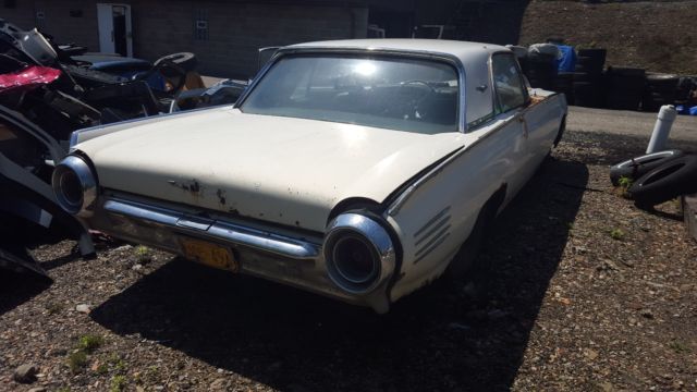 1961 Ford Thunderbird Coupe - photo 4