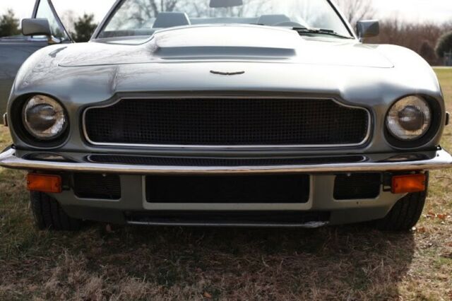 1980 Aston Martin V-8 Volante - photo 10