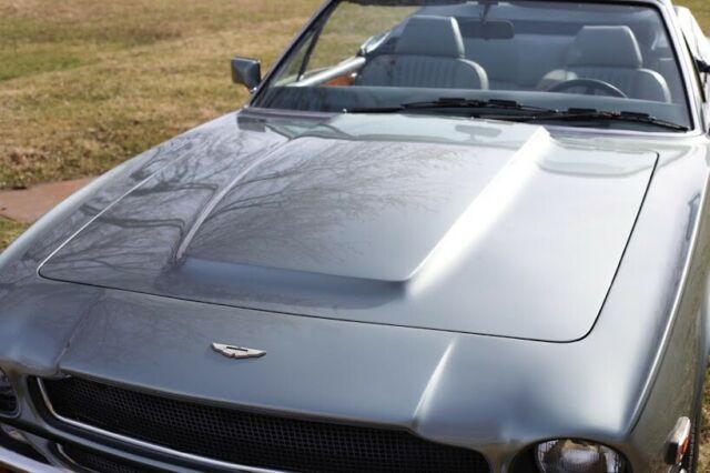 1980 Aston Martin V-8 Volante - photo 11