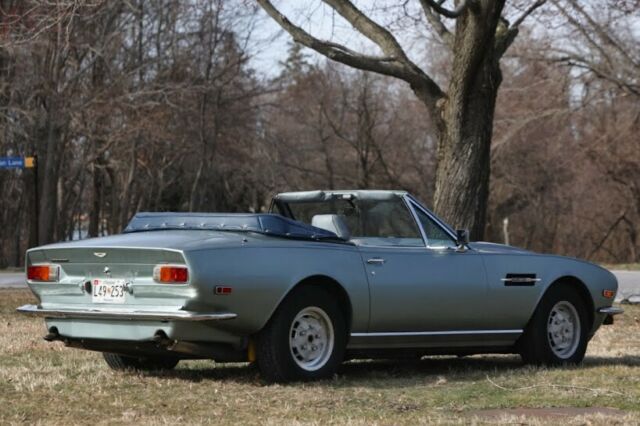 1980 Aston Martin V-8 Volante - photo 4