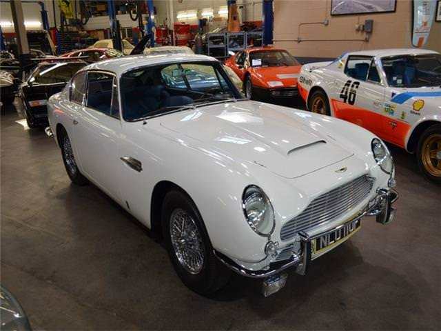 Aston Martin DB6 Coupe - Only 38K from New - Great History - Factory A/C 1967 Aston Martin DB6 --