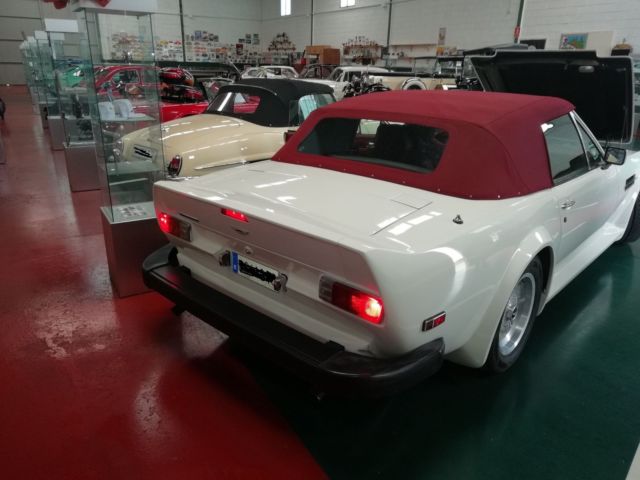 1987 Aston Martin Vantage - photo 2