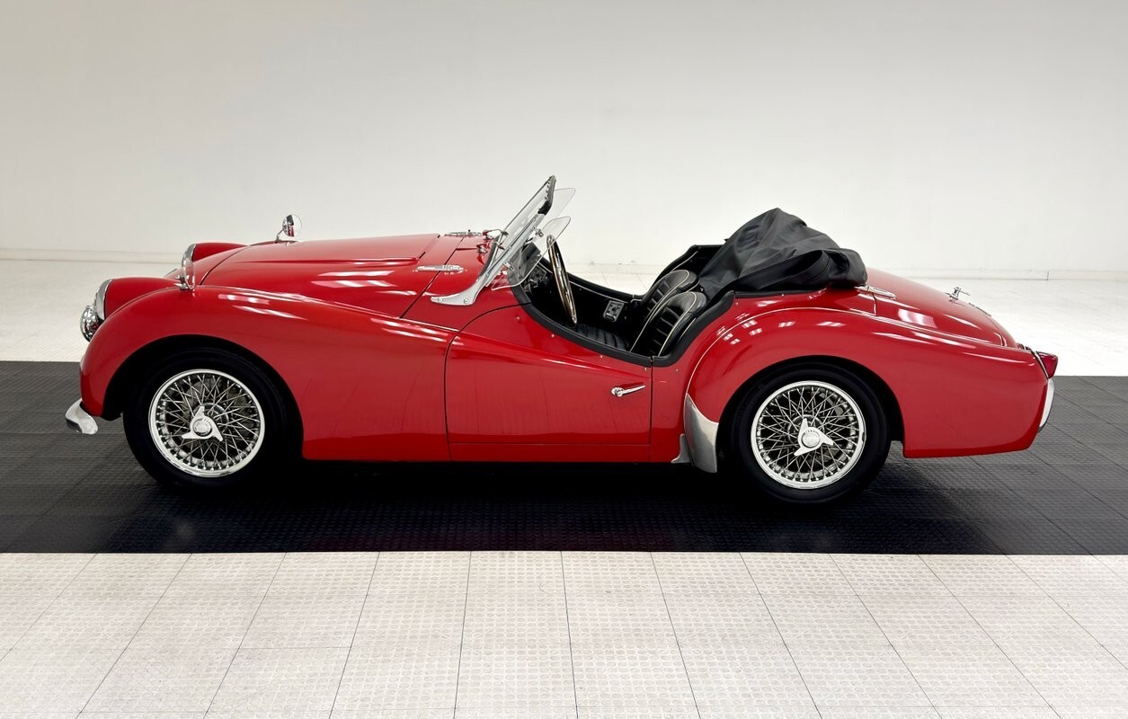 1960 Triumph TR3 Roadster - photo 4