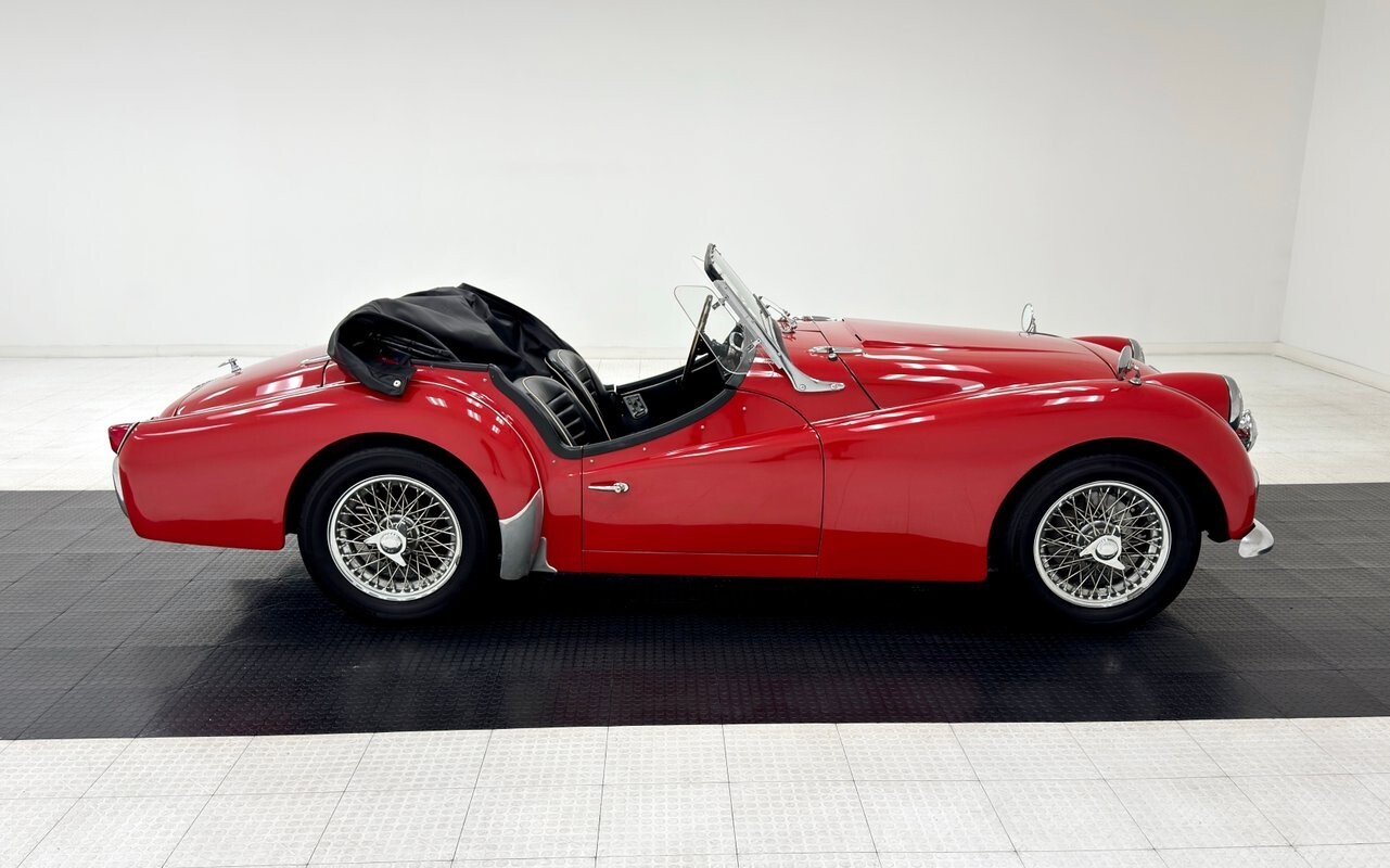 1960 Triumph TR3 Roadster - photo 9