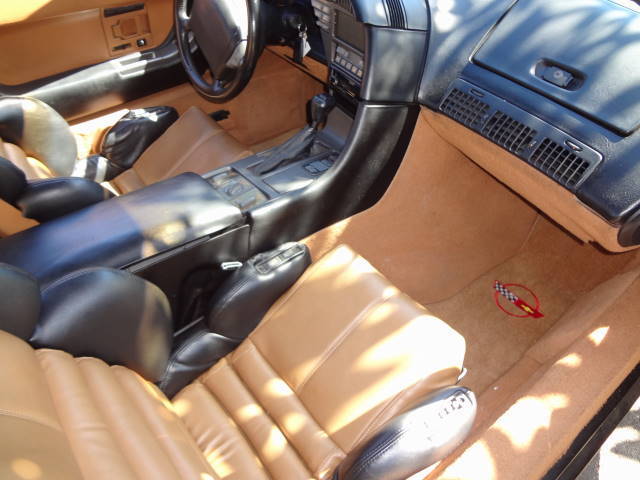1990 Chevrolet Corvette Base Hatchback 2-Door - photo 4
