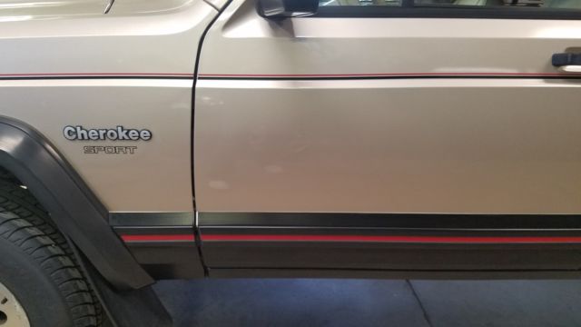 1994 Jeep Cherokee Cherokee Sport - photo 9